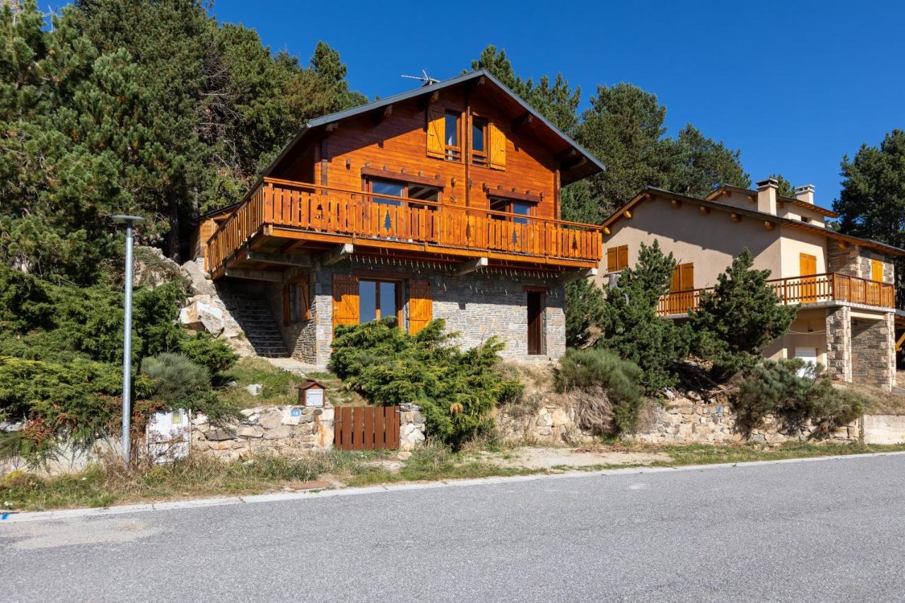 Chalet Les Tilleuls - Jolie Vue Montagne Et Lac Les Angles  Esterno foto